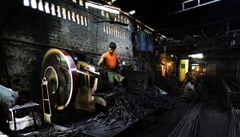 People in poorer countries face double the risk of workplace harm_Hub
